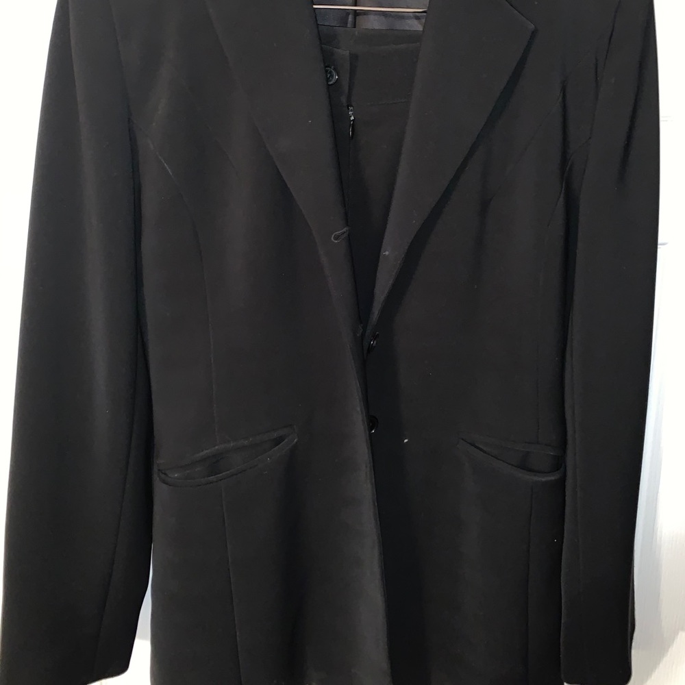 Skirt Suit by Elite Sz 8